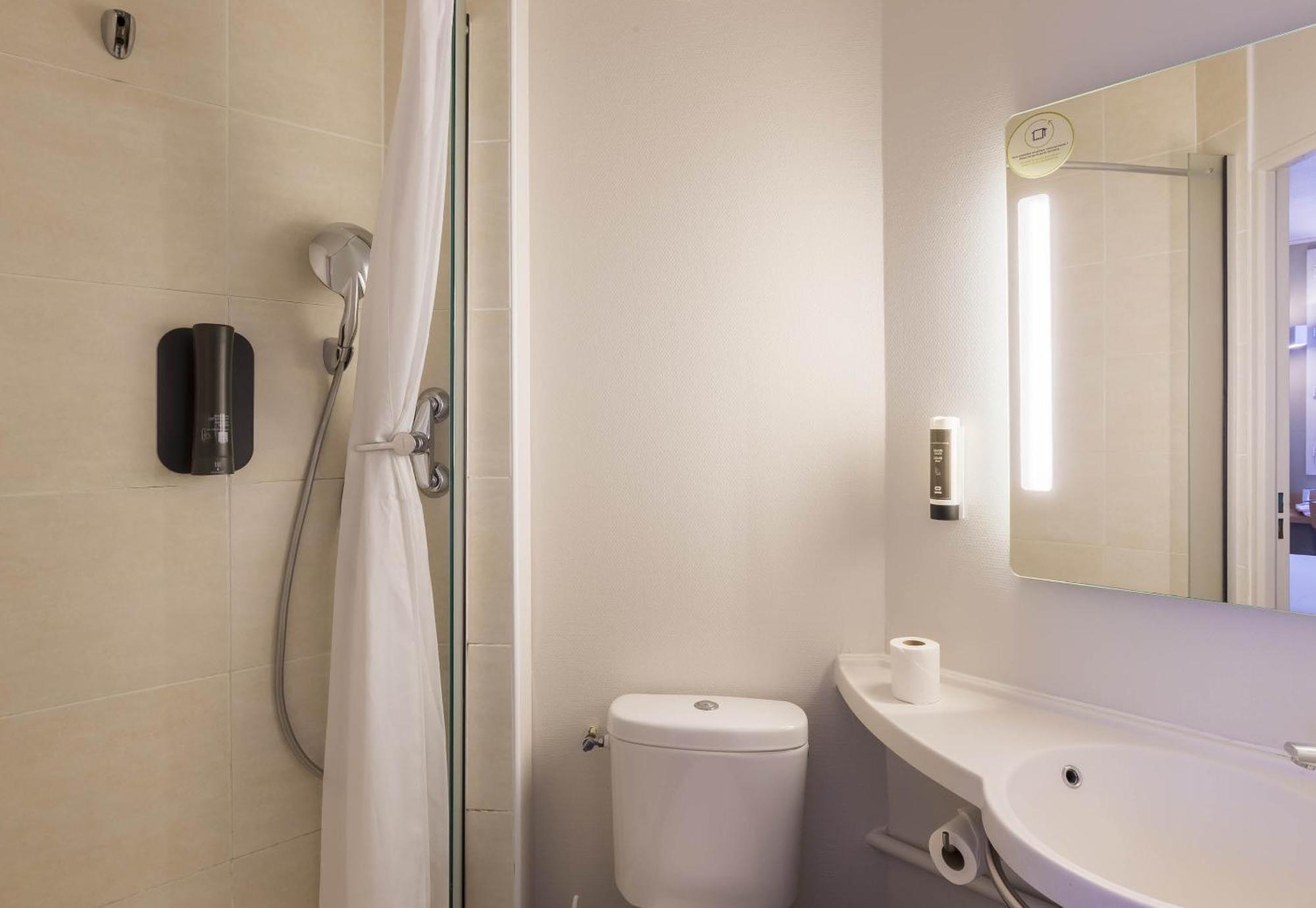 B&B Hotel Auxerre Monéteau エクステリア 写真