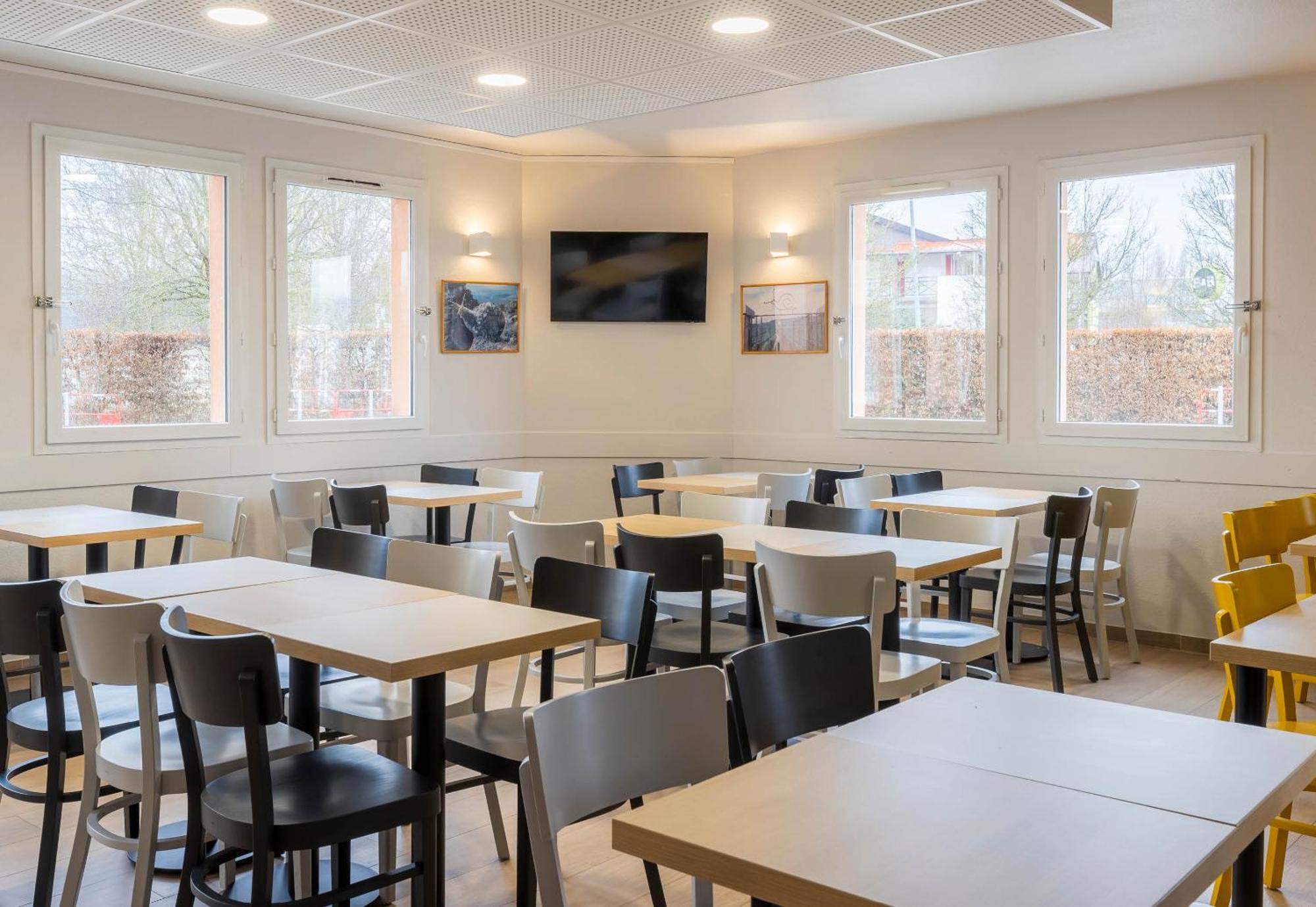 B&B Hotel Auxerre Monéteau エクステリア 写真