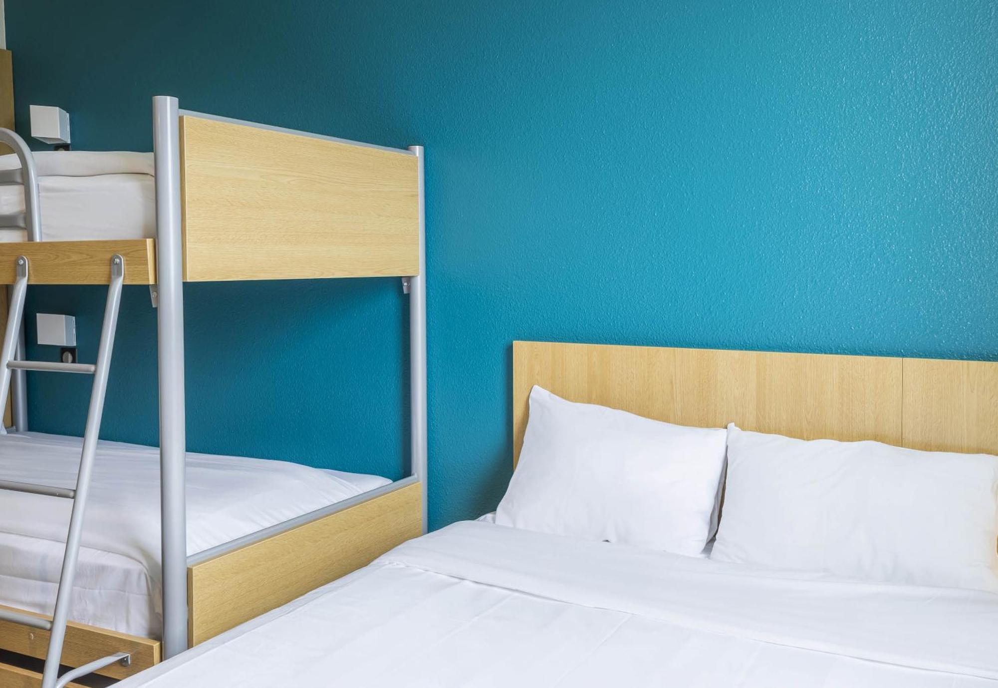 B&B Hotel Auxerre Monéteau エクステリア 写真